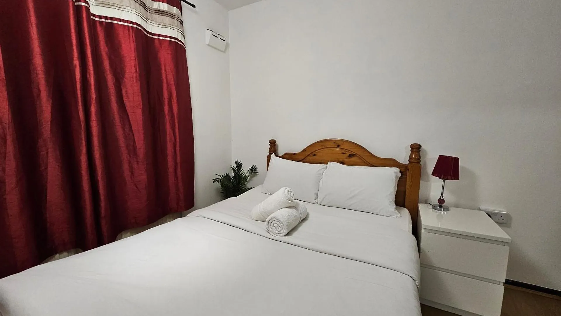 Rooms Near Canary Wharf London