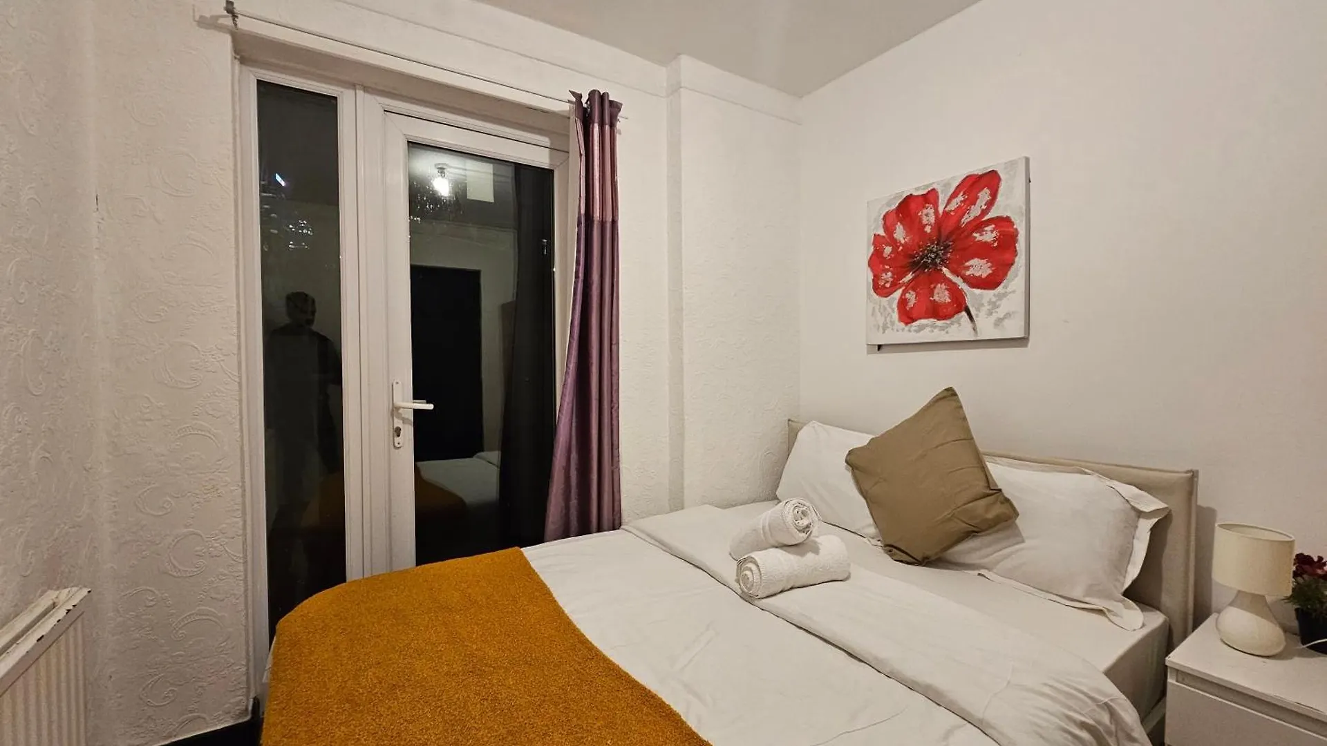Rooms Near Canary Wharf London Guest house