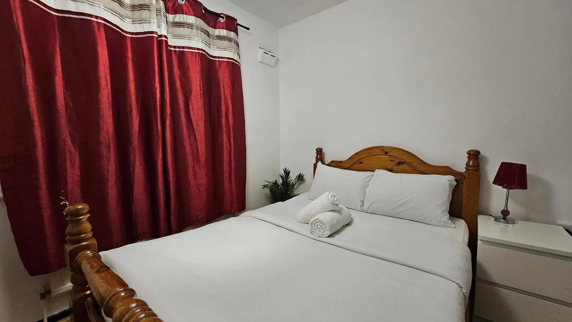 Rooms Near Canary Wharf London