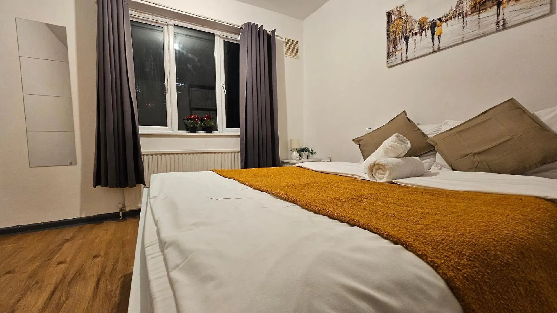 Rooms Near Canary Wharf London